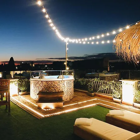 Bed & Breakfast Rooftop Colosseo - D'amore Roma