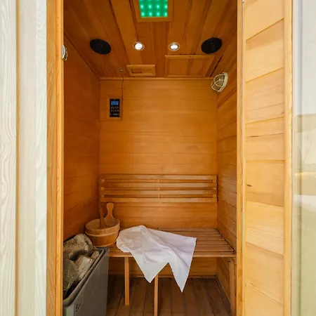 Bed & Breakfast Rooftop Colosseo - D'amore Rom